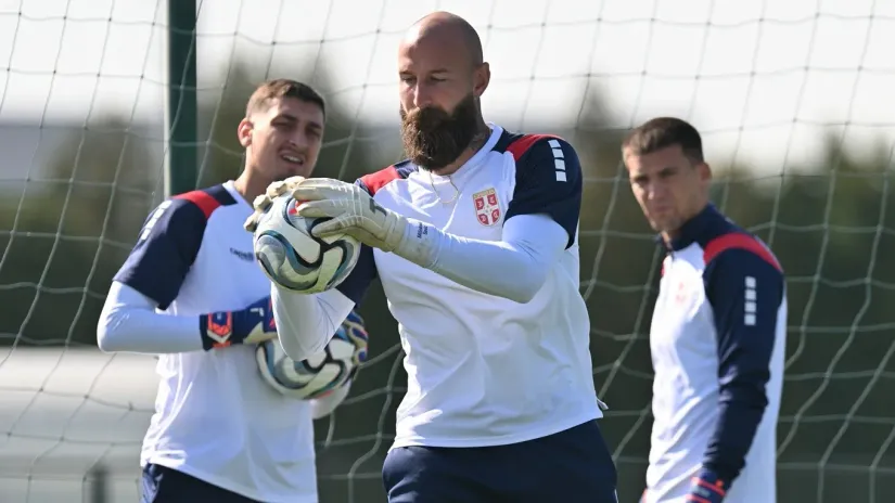 Vanja Milinković Savić i u pozadini Đorđe Petrović (levo) i Filip Stanković (desno) (©MN Press)