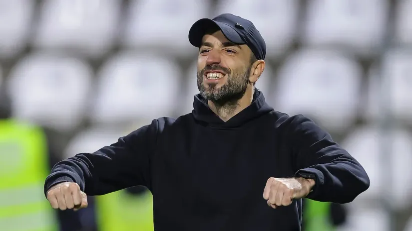 ©Starsport
