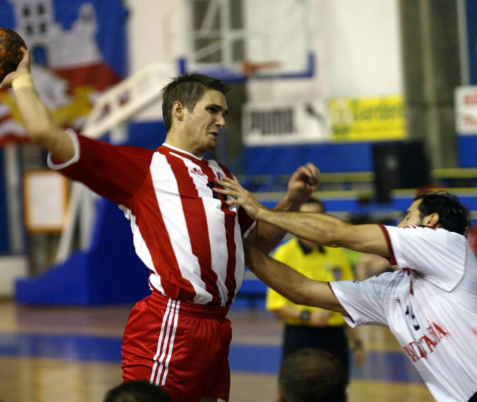 Nikola u dresu Zvezde (©MN Press)