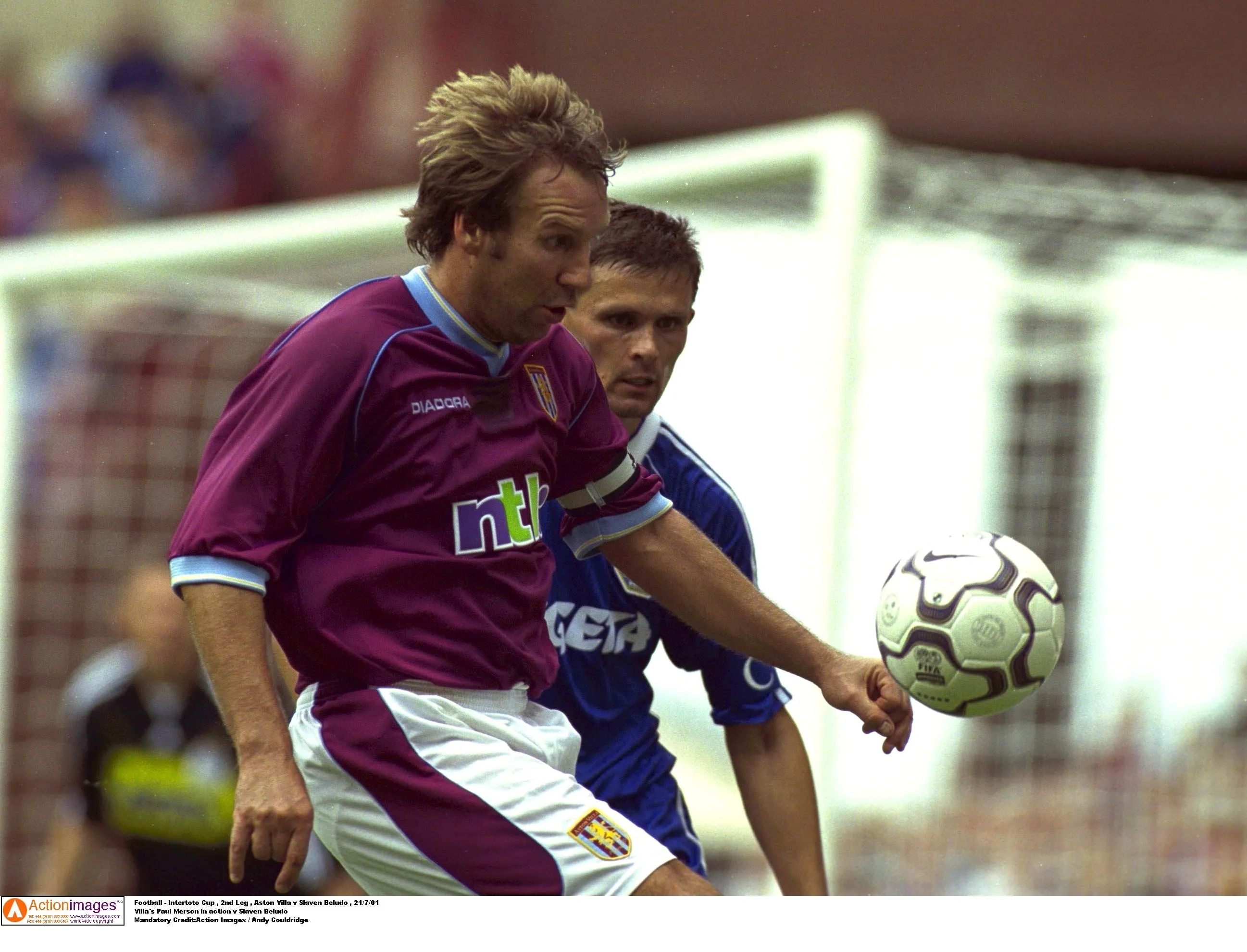 Detalj sa meča Slavena i Aston Vile