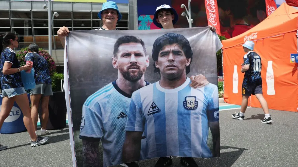 Mesi i Maradona (©reuters)
