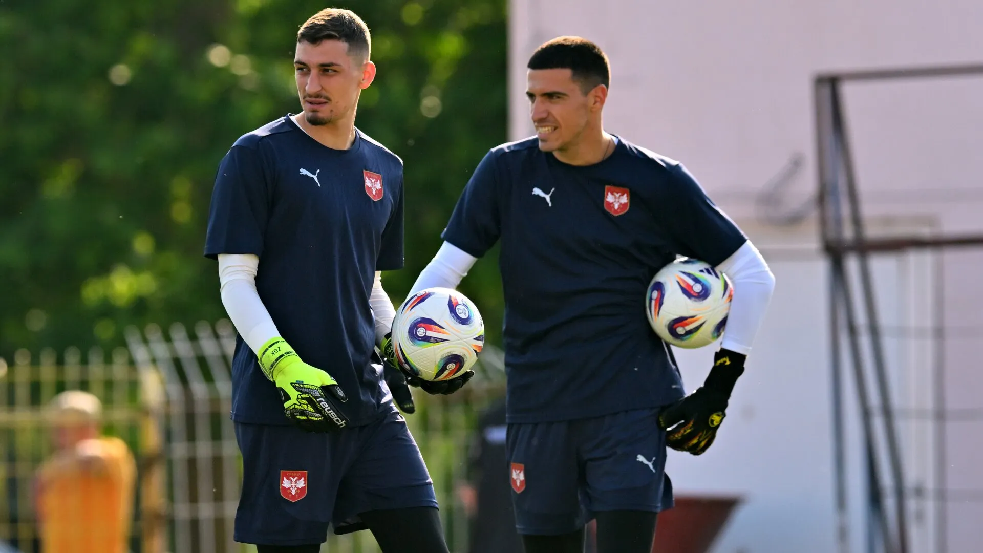 Dragan Rosić sa Đorđem Petrovićem na treningu reprezentacije Srbije (©MN Press)