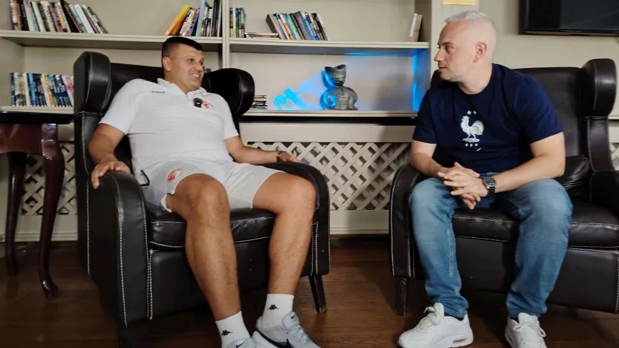 Feđa Dudić u razgovoru sa novinarom Mozzart Sporta