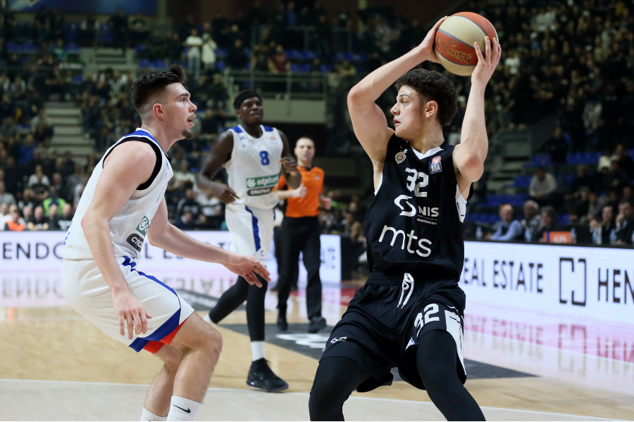 Uroš Trifunović na januarskom susretu sa Zadrom (© MN Press)