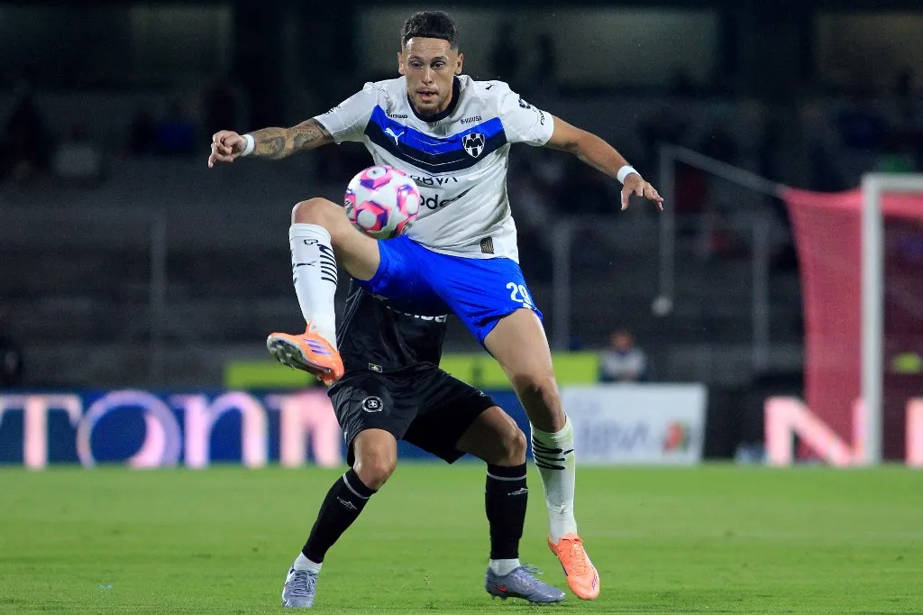 Lukas Okampos (©AFP)