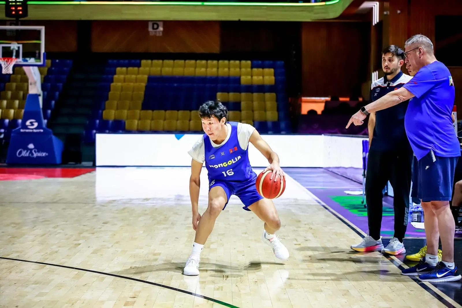Velibor Njegovanović na treningu reprezentacije Mongolije (Foto: Privatna arhiva)