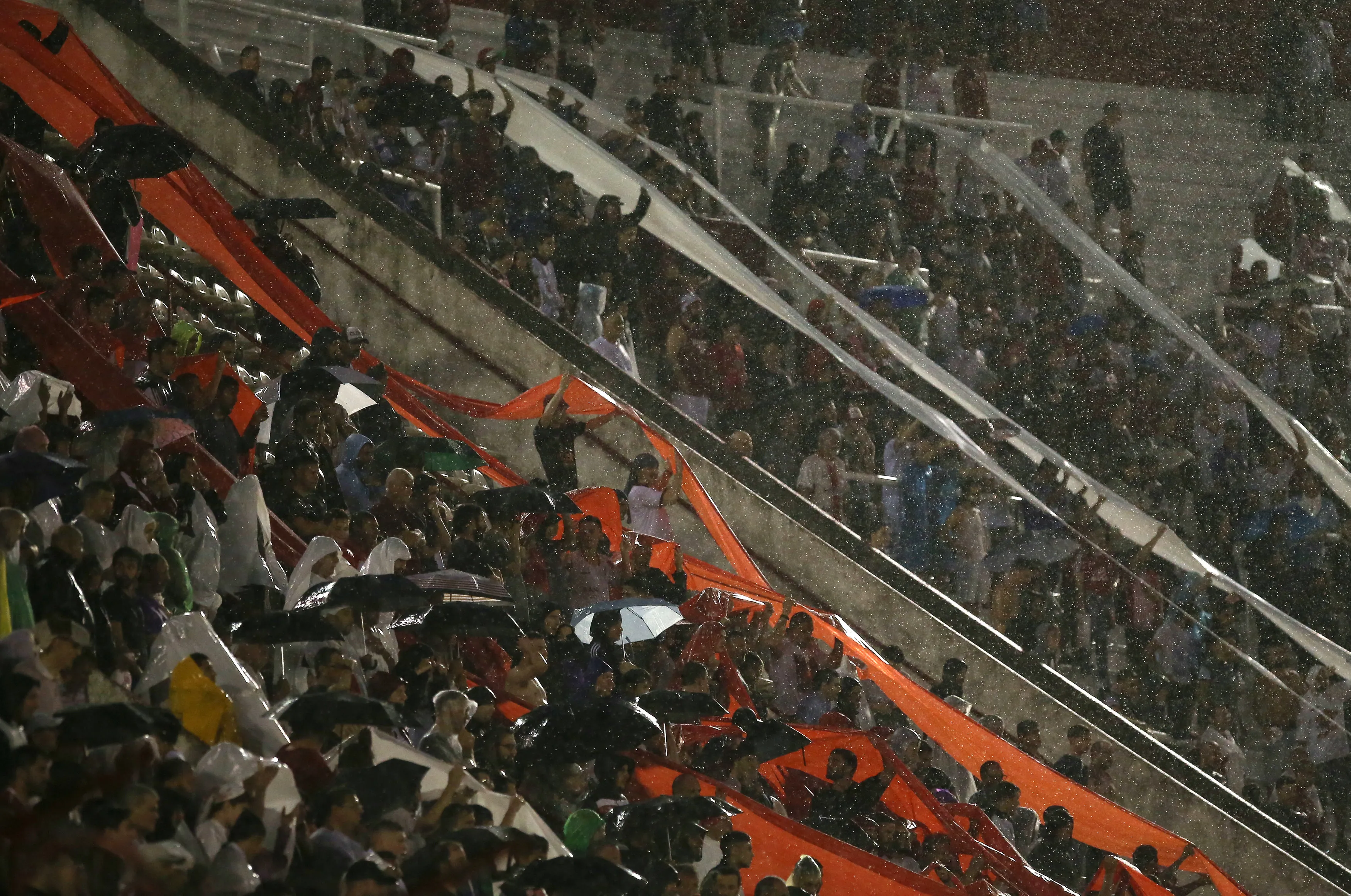 Navijači Urakana (©Reuters)