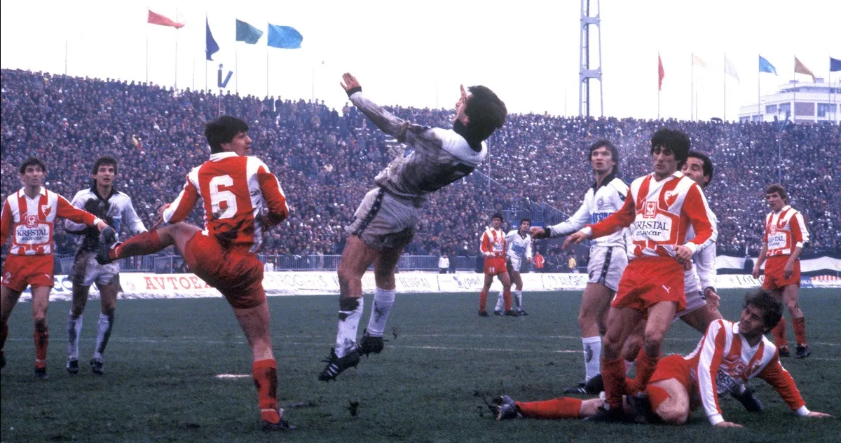 Detalj sa večitog derbija, decembar 1980. godine