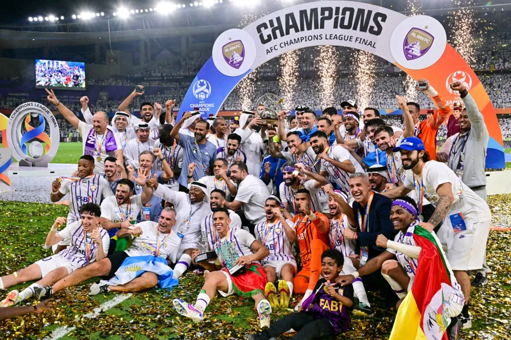 Fudbaleri Al Aina (©AFP)