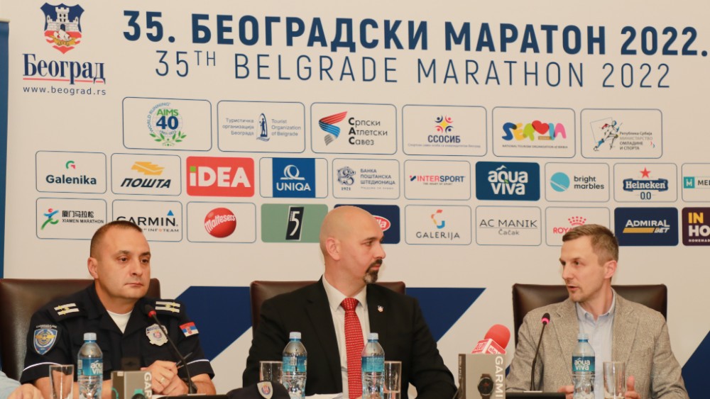 Detalj sa sastanka (@Beogradski maraton, promo)