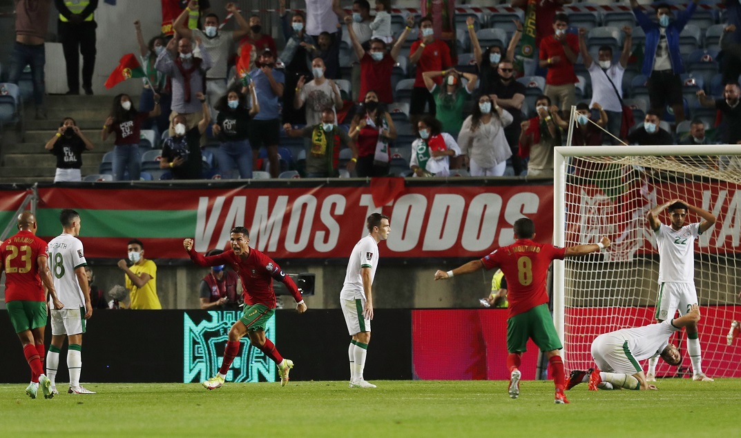 Ronaldo proslavlja gol za preokret u prvom susretu sa Republikom Irskom, Foto: Reuters