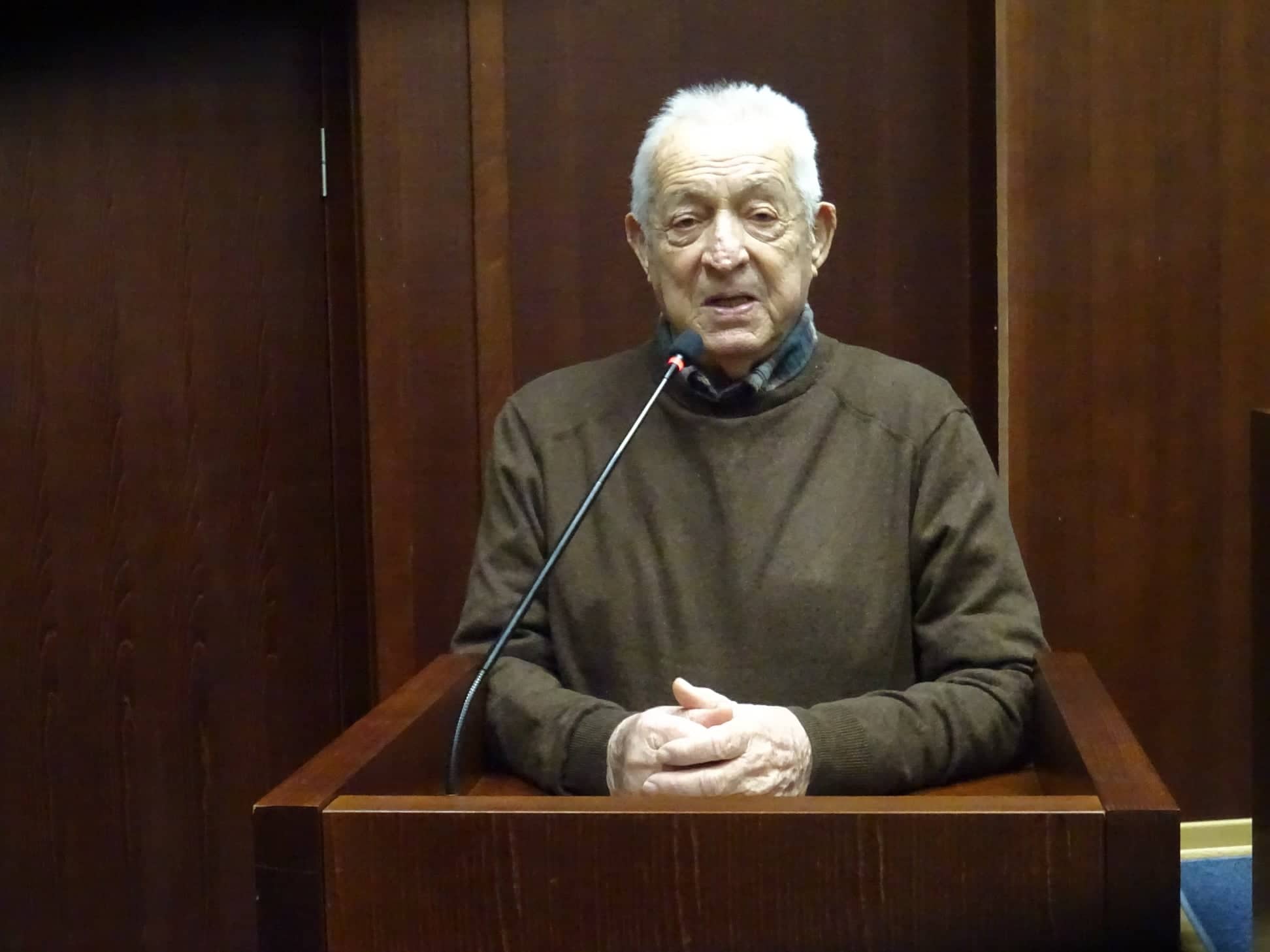 Profesor Aleksandar Stefanović