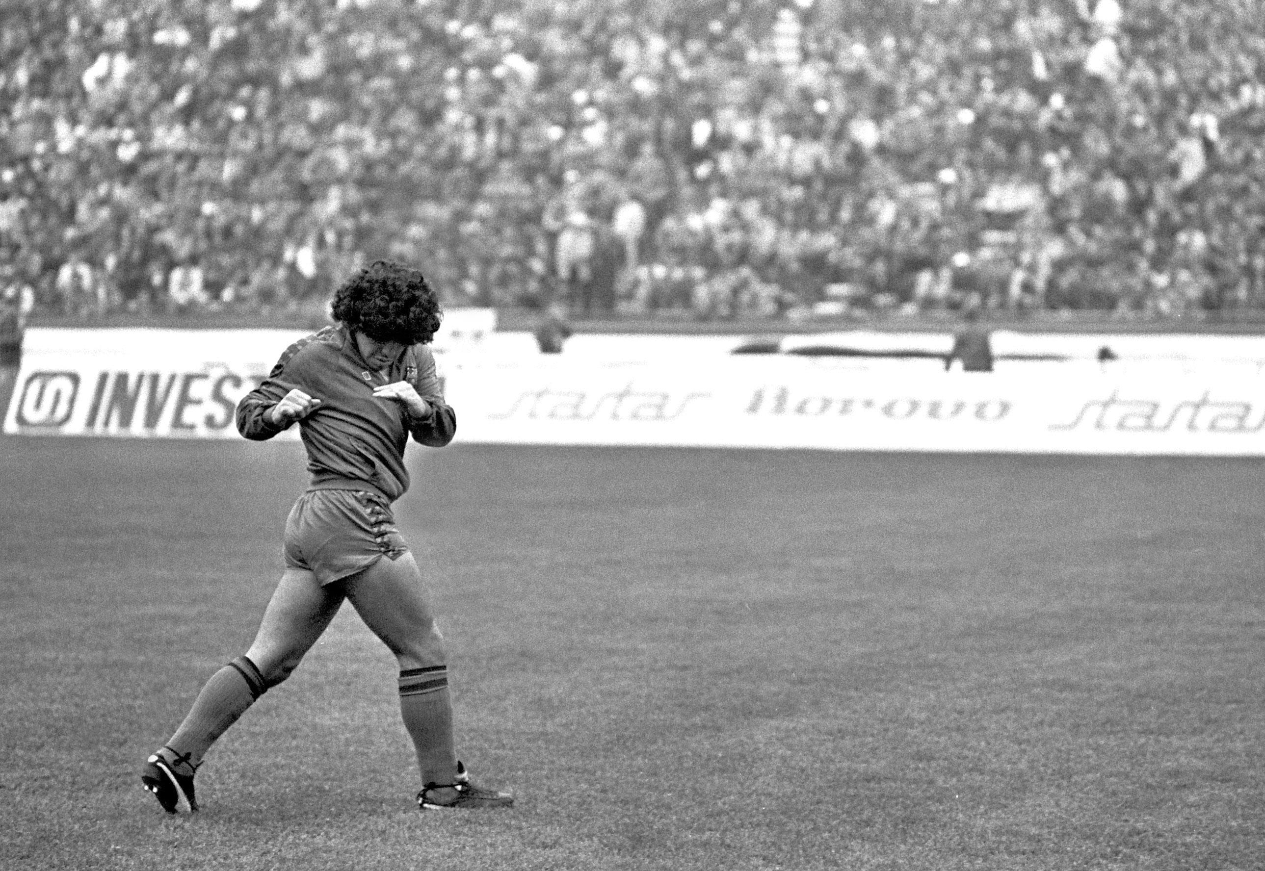 Maradona se zagreva na Marakani
