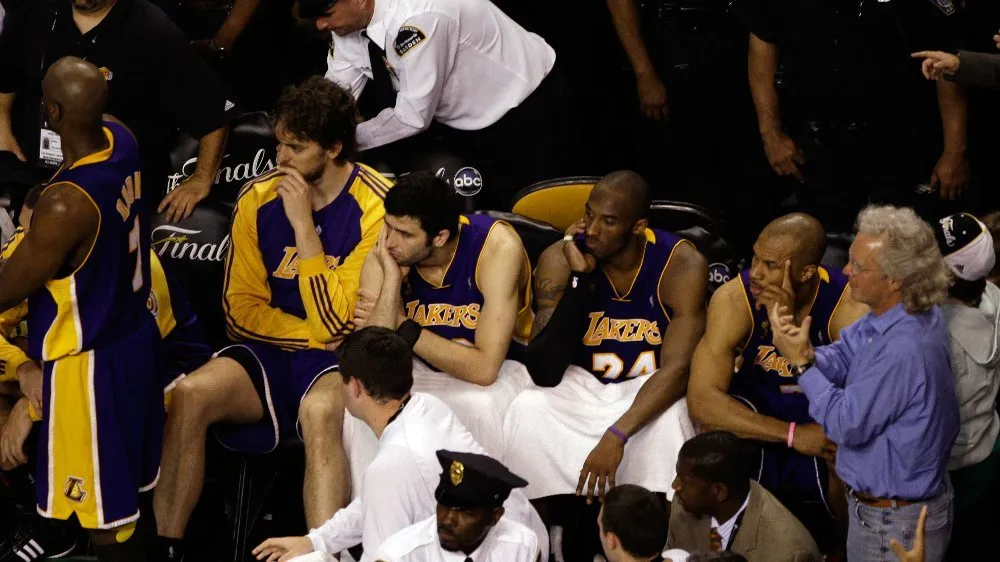 Gasol, Radmanović i Brajant (©Guliver Images/AP Photo/Charles Krupa)