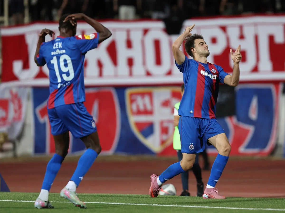 Demba Sek i Jovan Milošević (MN Press)