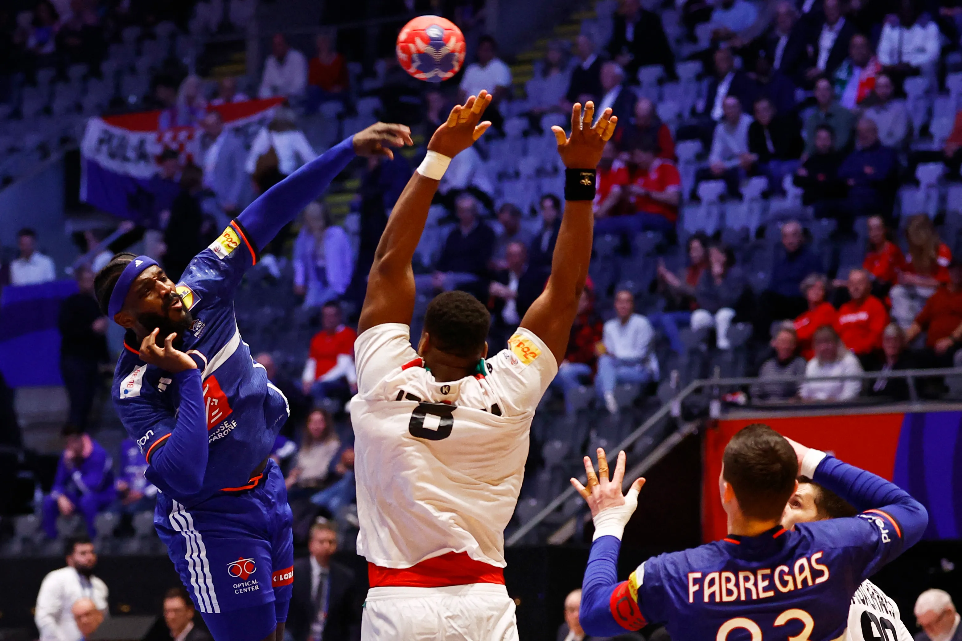 Dika Mem (©Reuters)