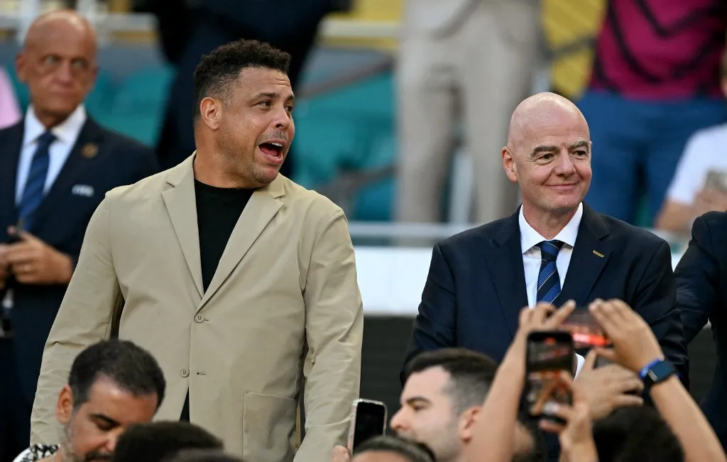 Ronaldo i Đani Infantino (©AFP)