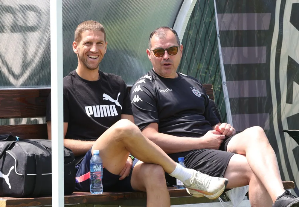 Brašanac i sekretar stručnog štaba, Milan Milijaš (FK Partizan)