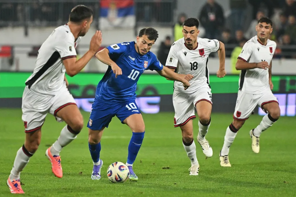 Lazar Samardžić je bio jedan od odgovornih za debakl protiv Albanije u Leskovcu (©AFP)