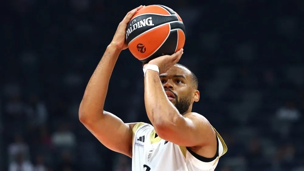 Eli Okobo (©Reuters)