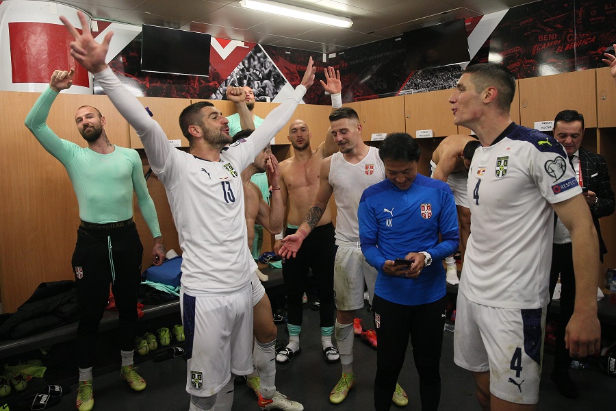 Slavlje u svlačionici (© MN Press)