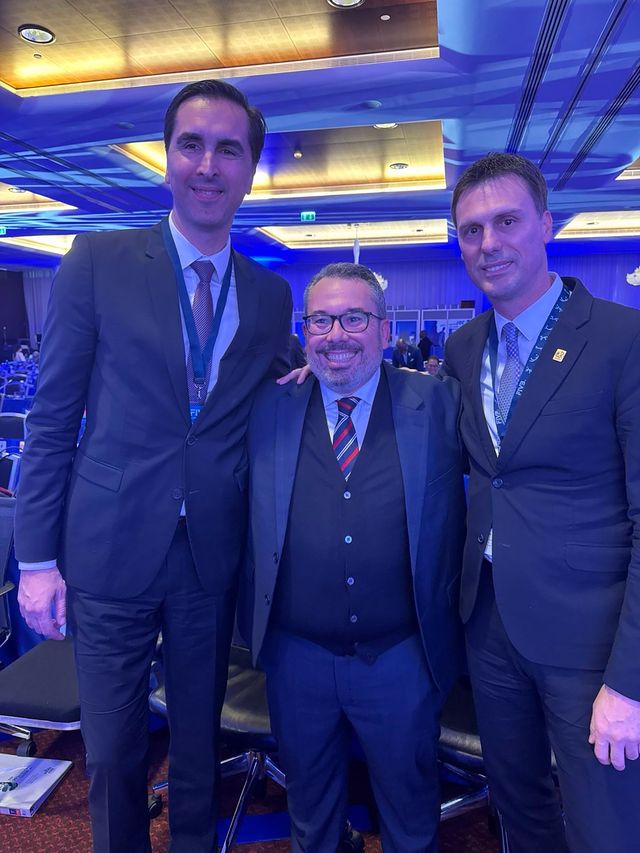 Đula Mešter, Fabio Azevedo i Ivan Knežević (© FIVB)