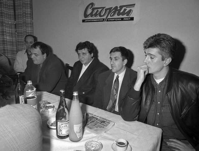 Obradović sa Vujoševićem na konferenciji za medije pred derbi 1991. godine (© MN Press)