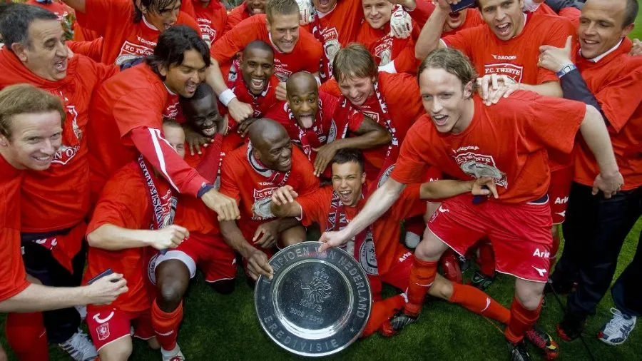 ©AFP (Šampionski tim Tventea iz 2010. godine)