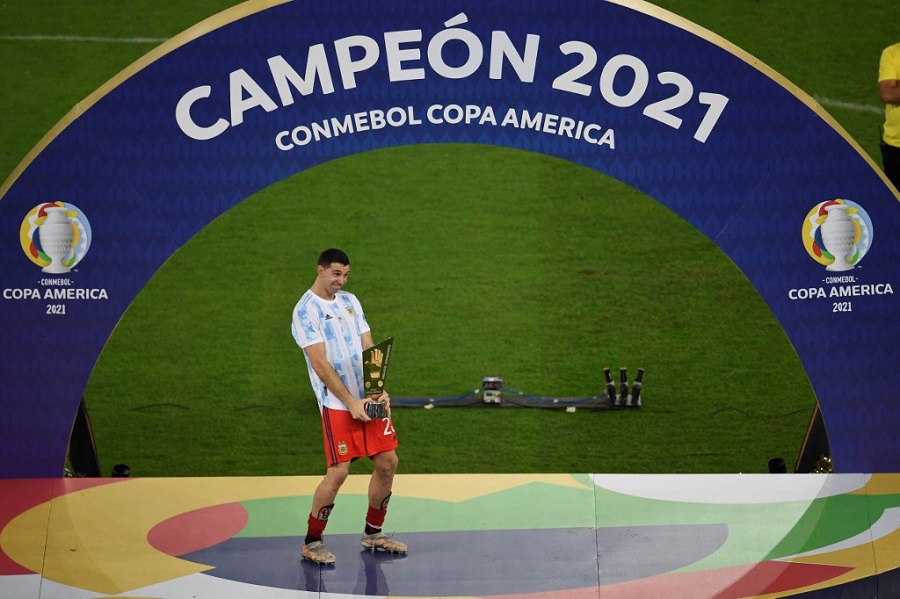 Emilijano Martinez posle Kopa Amerika (© AFP)