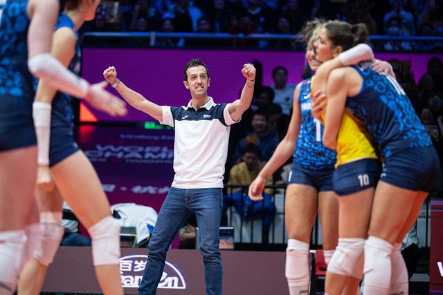 Danijele Santareli  (© FIVB)