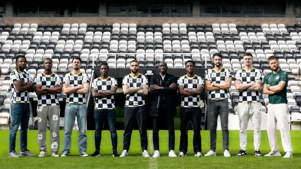 Devet pojačanja u jednom danu (@FC Boavista)