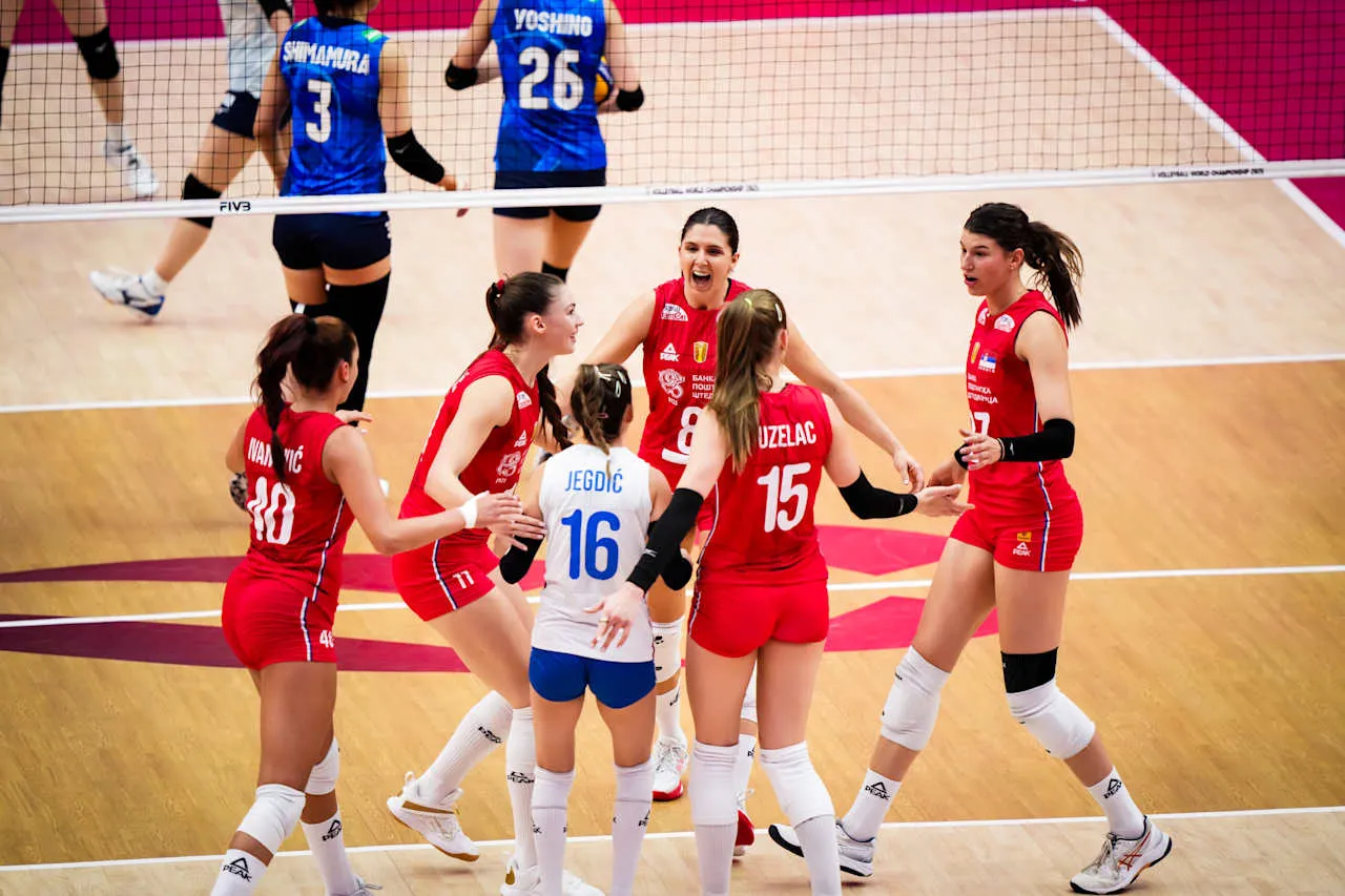 ©FIVB