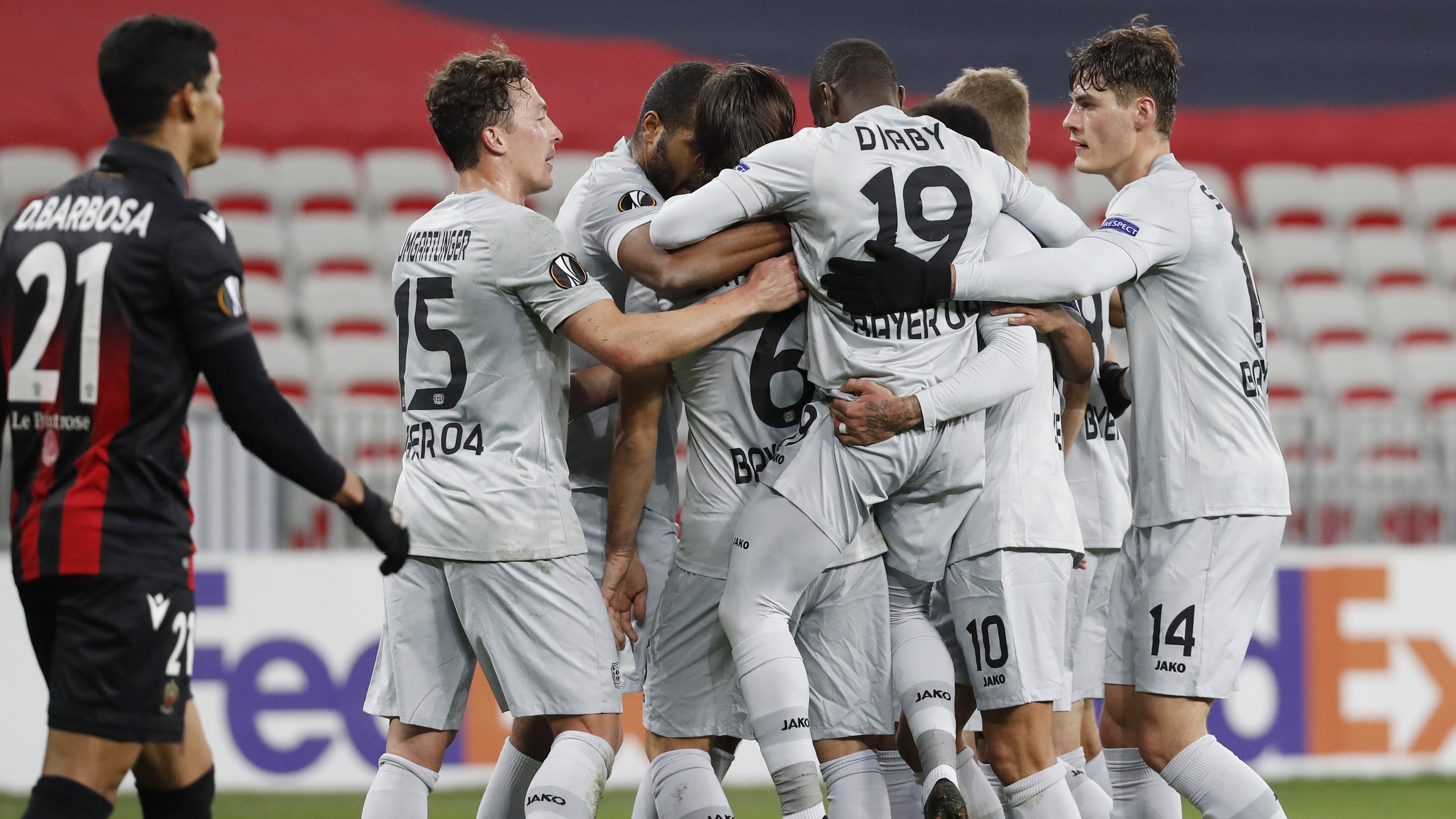 Zvezda zove – Dragović pogađa! Opet ga je dao (VIDEO)