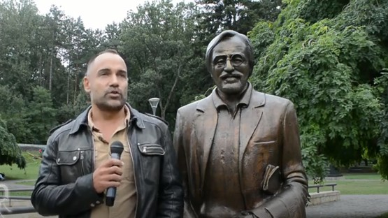 PET NA PET - Srđan Timarov: Zbog uloge išao sam na časove boksa, zarazio se, pa sada redovno treniram