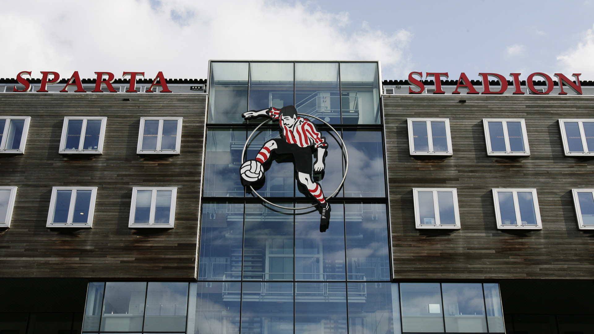 Emen prežaljen u Zamku