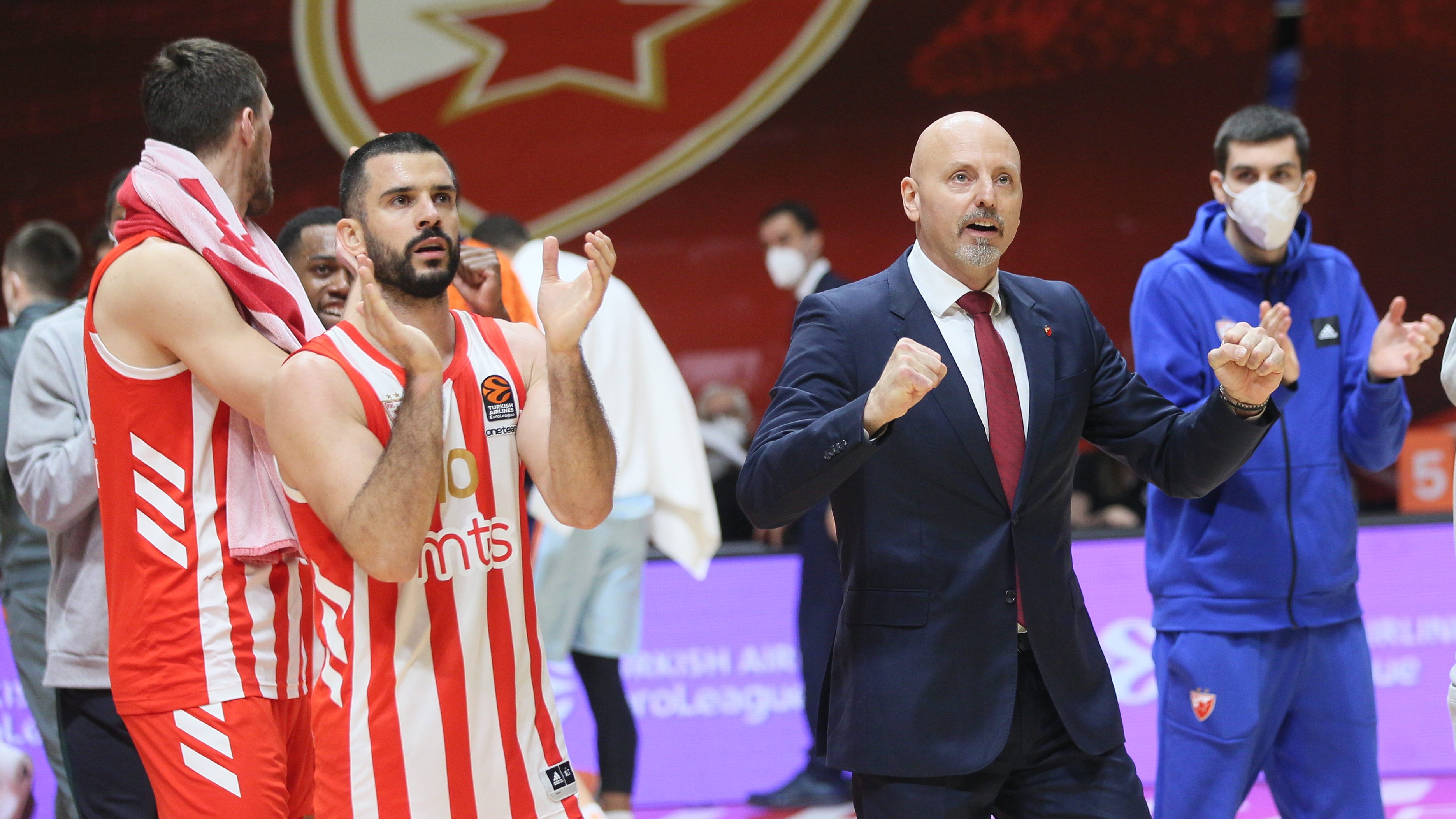 Obradović odahnuo: Najbolji lek posle svih poraza! Menjala nam se hemija zbog promena, ali bolje izgledamo